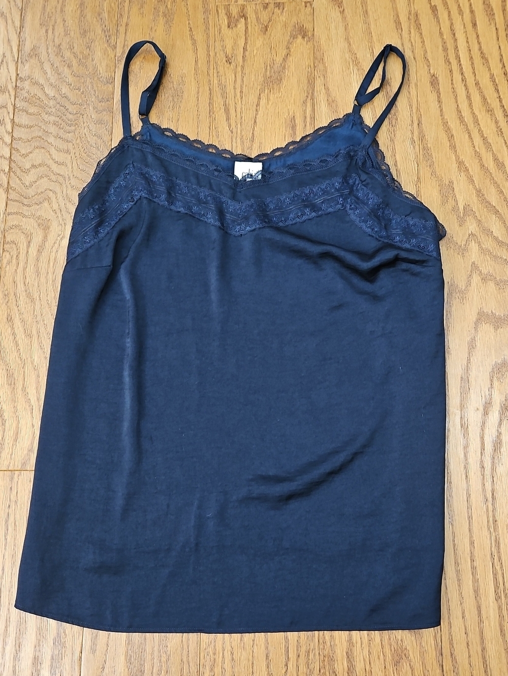 Cabi All-Purpose Cami Navy Blue Lace Trim V-Neck Tank Top Size XL Style 5915